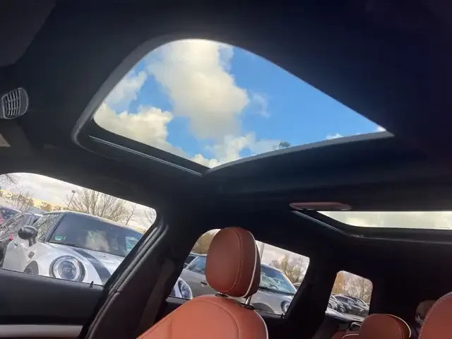 MINI John Cooper Works Clubman