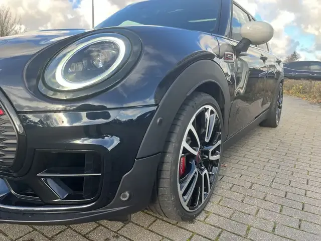 MINI John Cooper Works Clubman
