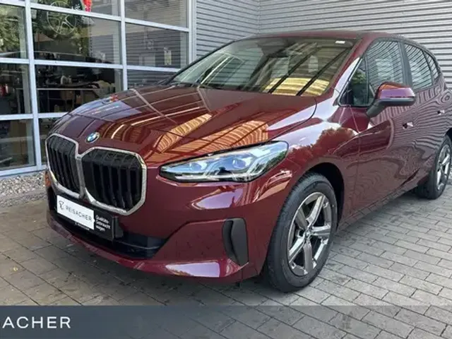 BMW 218
