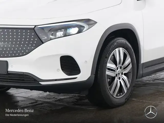 Mercedes-Benz EQA 300