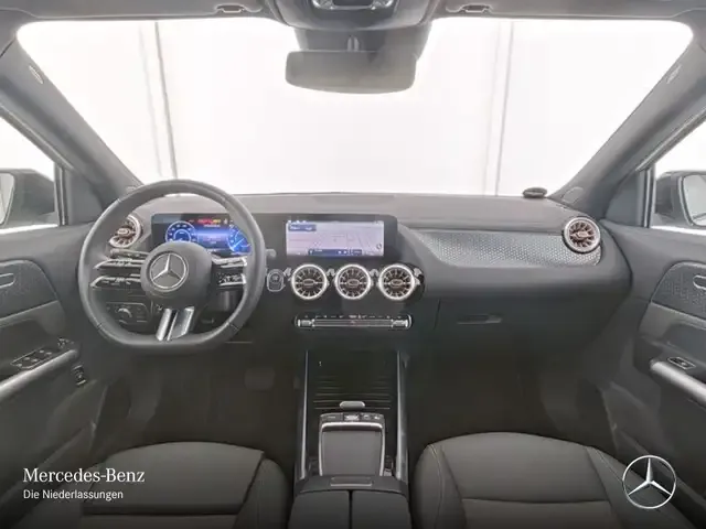 Mercedes-Benz EQA 300