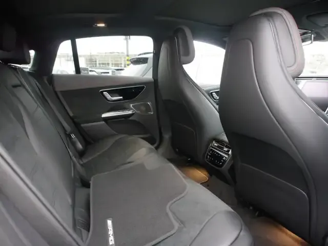 Mercedes-Benz EQE 300