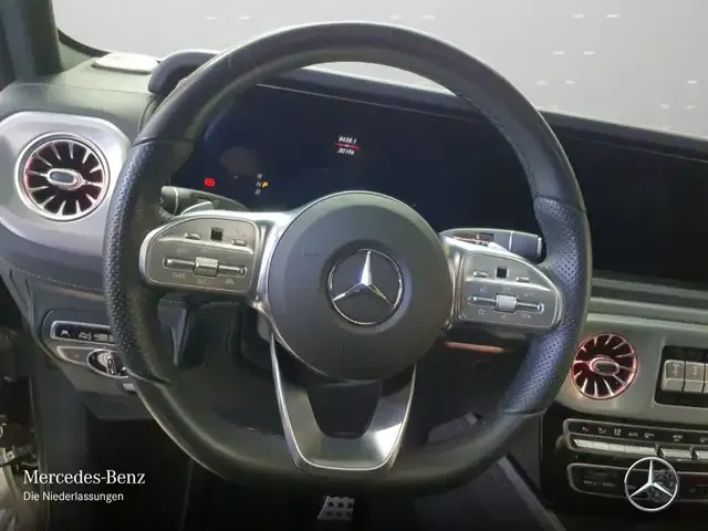 Mercedes-Benz G 400