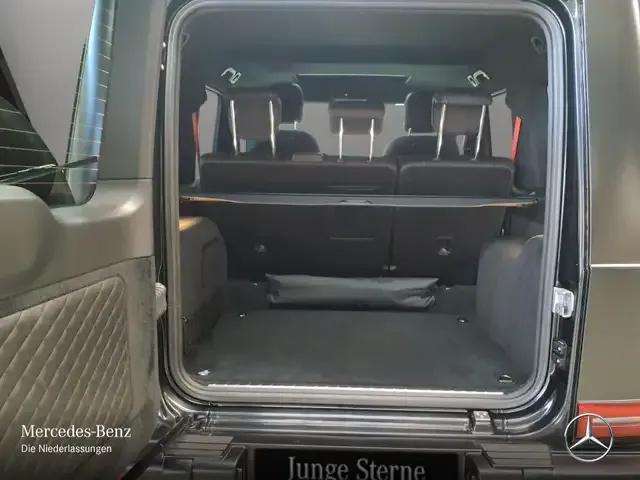 Mercedes-Benz G 400