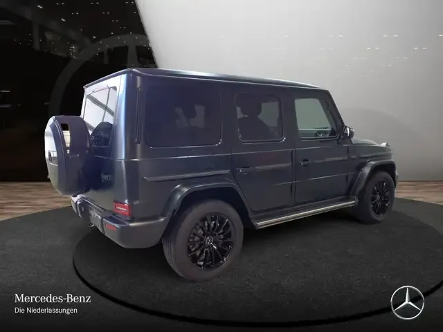 Mercedes-Benz G 400