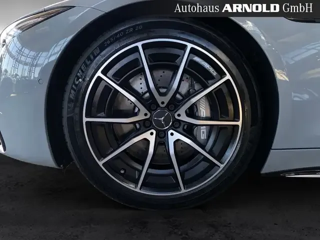 Mercedes-Benz SL 43 AMG