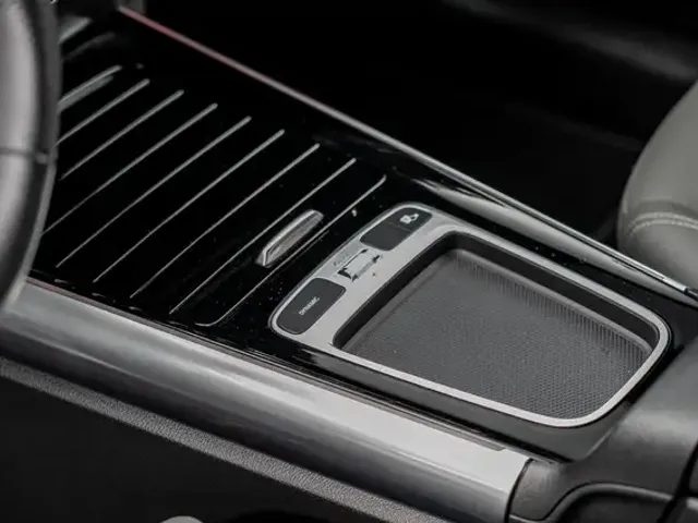 Mercedes-Benz EQA 350