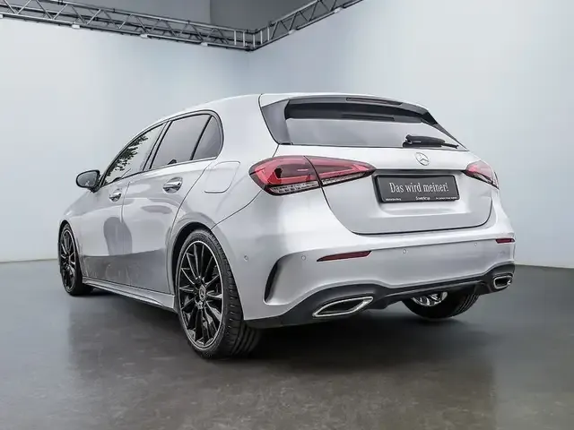 Mercedes-Benz A 220