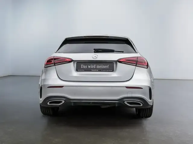 Mercedes-Benz A 220