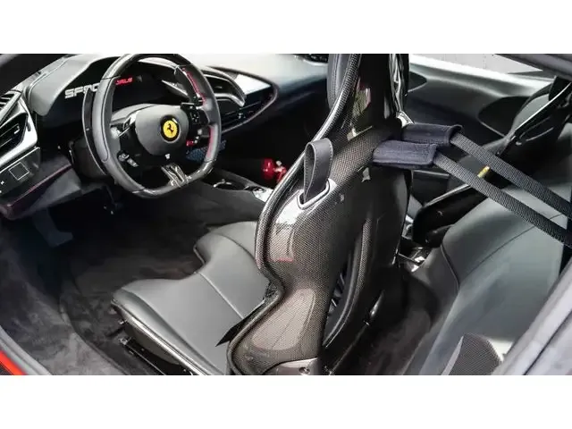 Ferrari SF90 Stradale