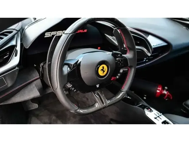 Ferrari SF90 Stradale