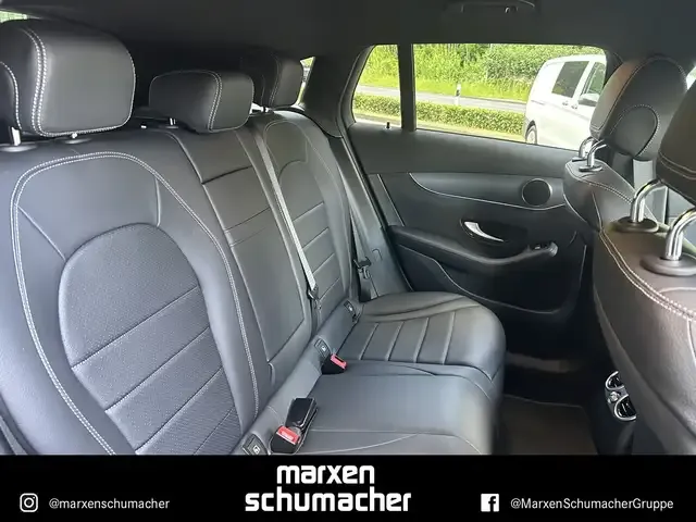 Mercedes-Benz EQC 400