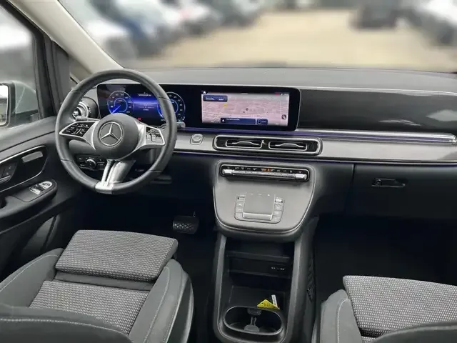 Mercedes-Benz EQV 300