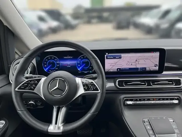 Mercedes-Benz EQV 300