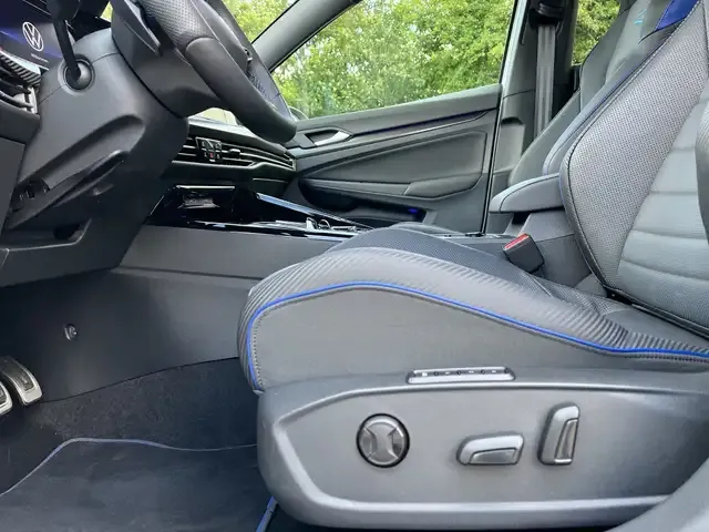 Volkswagen Golf R