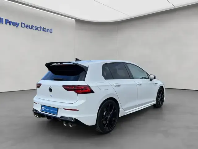 Volkswagen Golf R