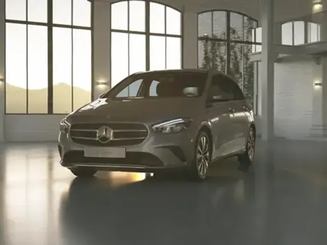 Mercedes-Benz B 220