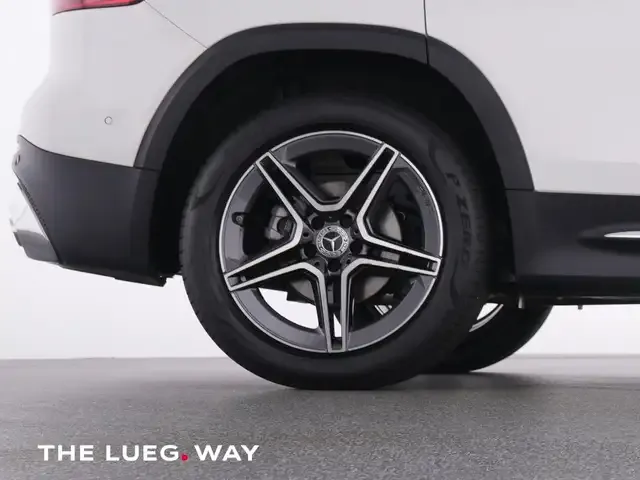 Mercedes-Benz GLB 180
