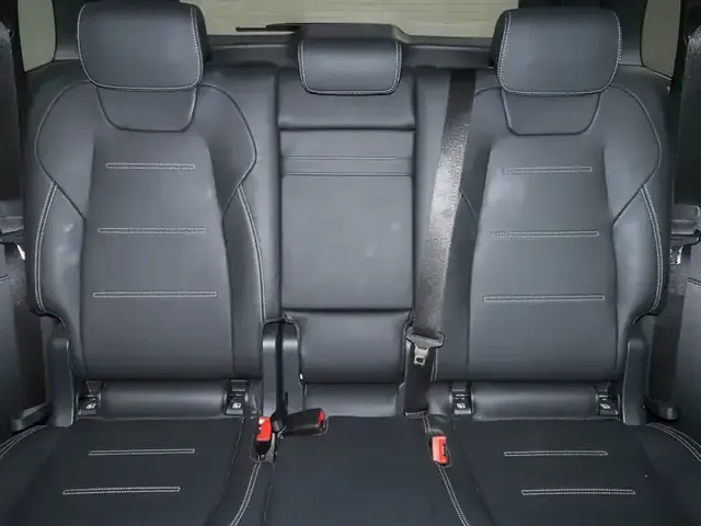 Mercedes-Benz EQB 300