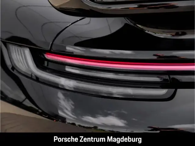 Porsche 992