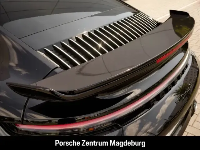 Porsche 992
