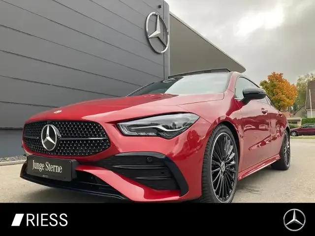 Mercedes-Benz CLA 200