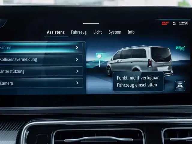 Mercedes-Benz V 220