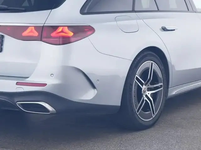Mercedes-Benz E 300