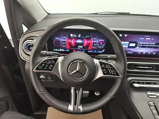 Mercedes-Benz V 250