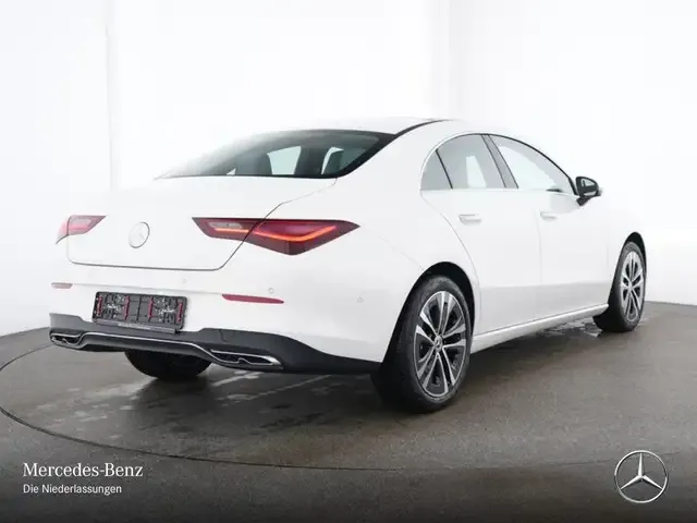 Mercedes-Benz CLA 180
