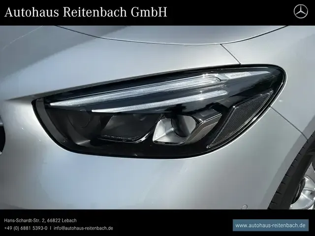 Mercedes-Benz B 200