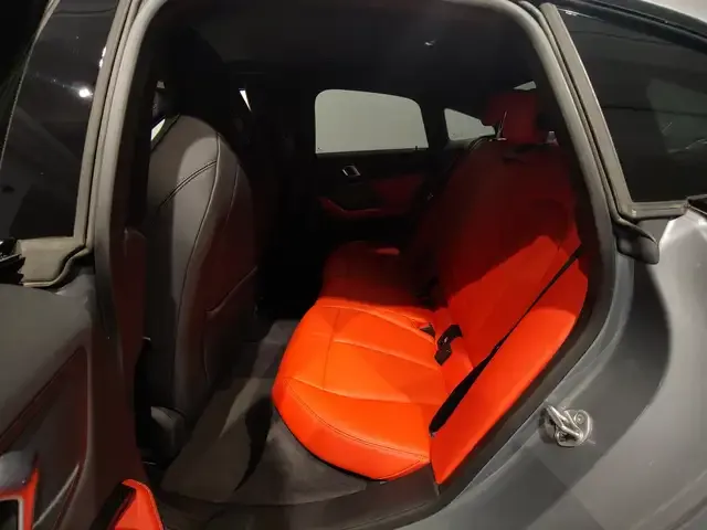 BMW 235
