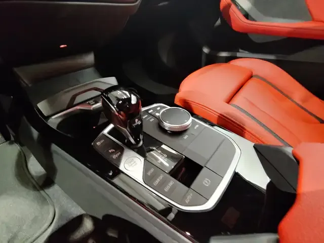 BMW 235