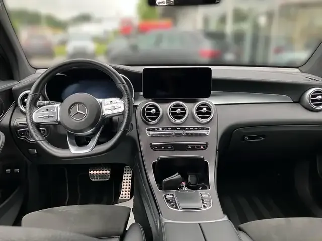 Mercedes-Benz GLC 400