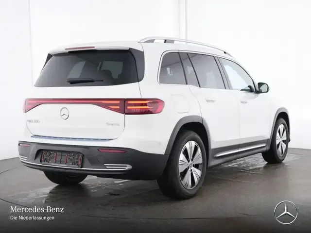 Mercedes-Benz EQB 300