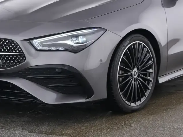 Mercedes-Benz CLA 180