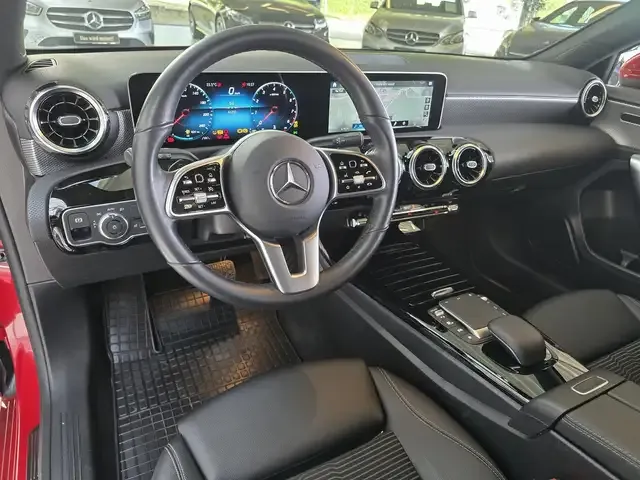 Mercedes-Benz A 200