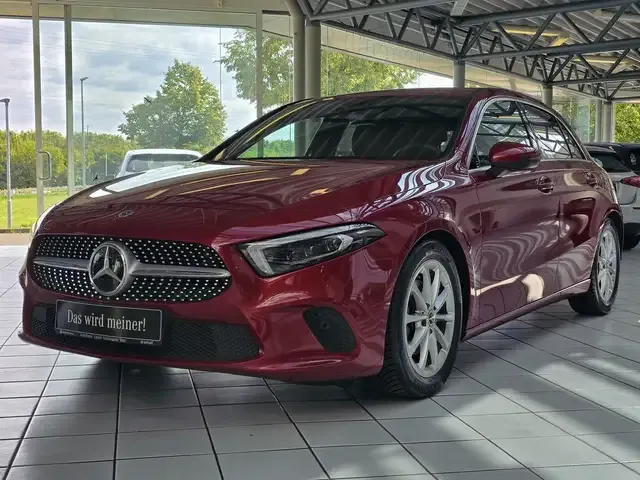 Mercedes-Benz A 200