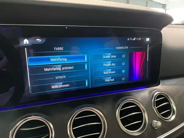 Mercedes-Benz E 220