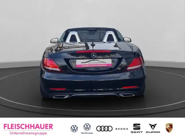 Mercedes-Benz SLC 180
