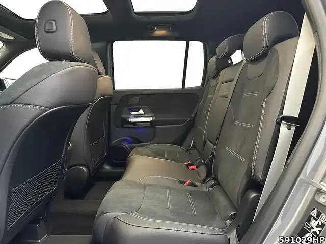 Mercedes-Benz GLB 220