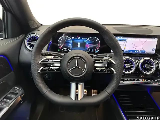 Mercedes-Benz GLB 220