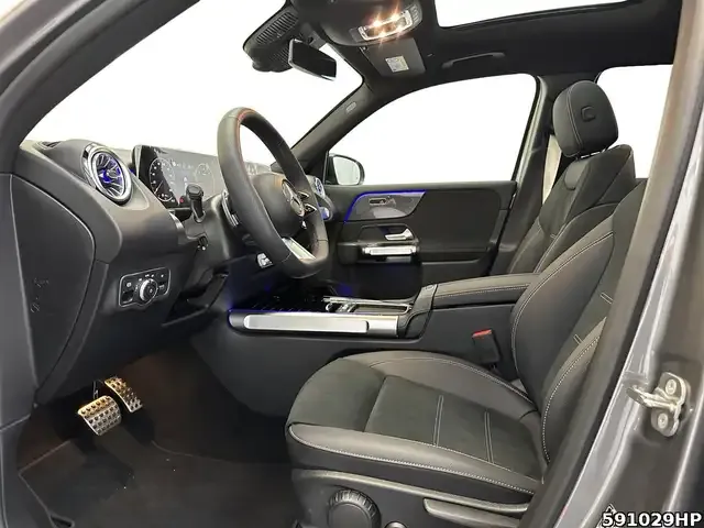 Mercedes-Benz GLB 220