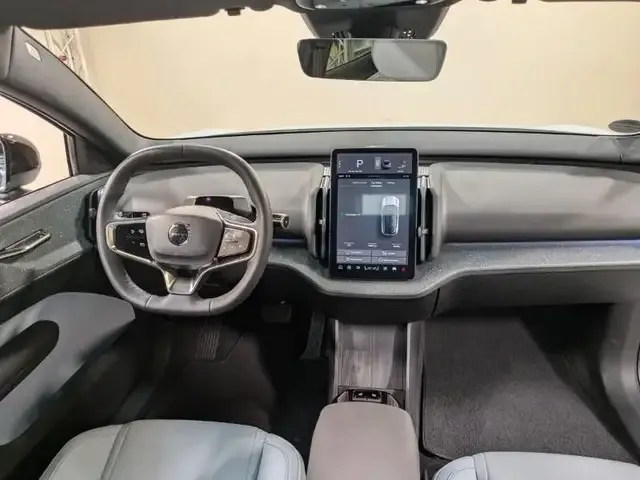 Volvo EX30