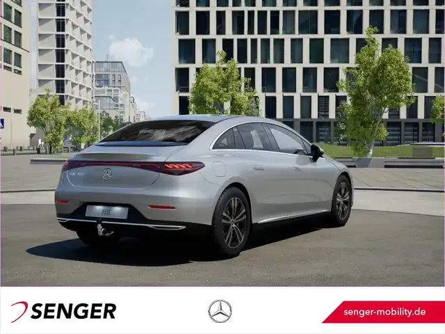 Mercedes-Benz EQE 300