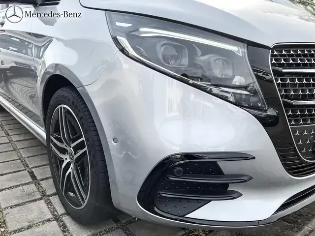 Mercedes-Benz V 250