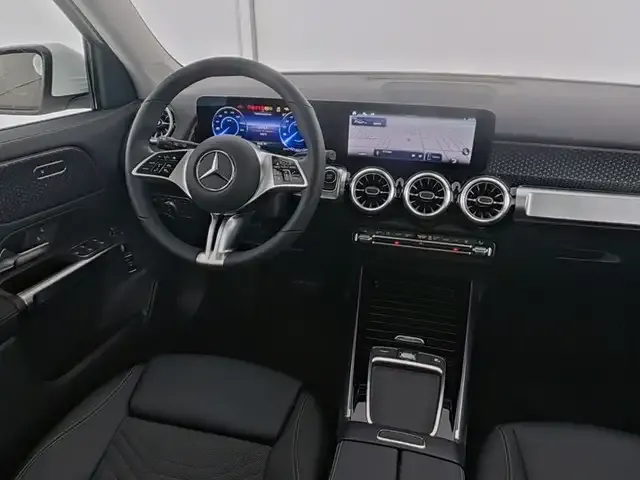 Mercedes-Benz EQB 300