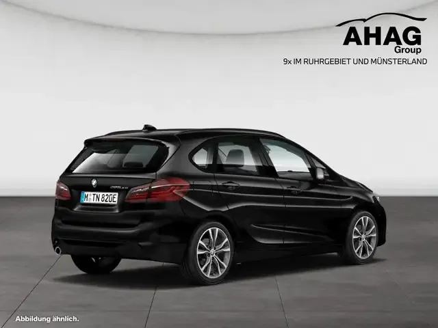 BMW 225