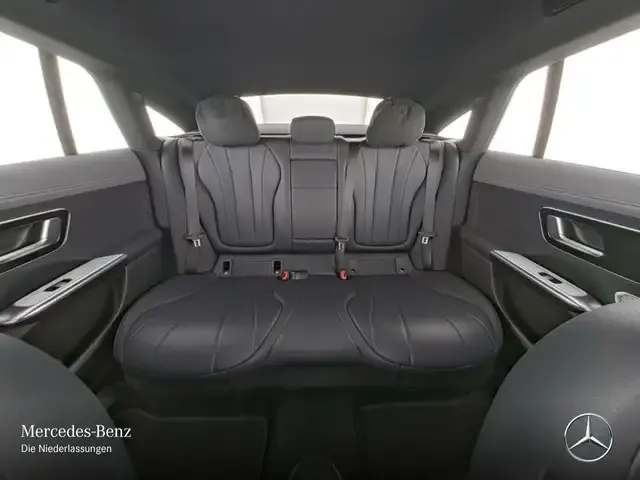 Mercedes-Benz EQE 300
