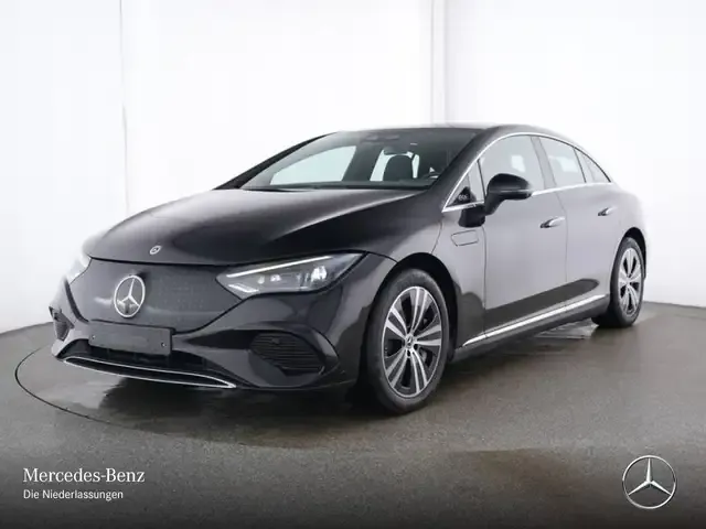 Mercedes-Benz EQE 300